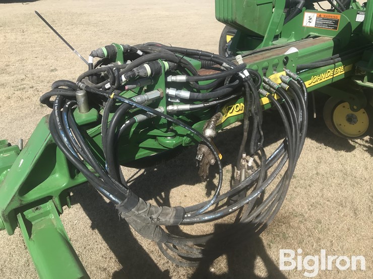 2012-john-deere-1770nt-ccs-image-10