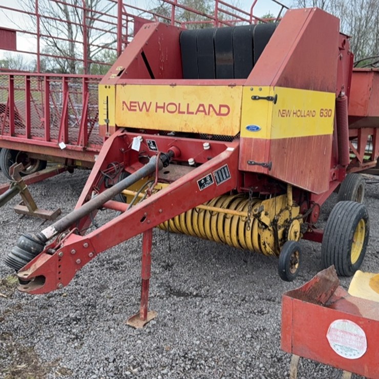 NEW HOLLAND 630