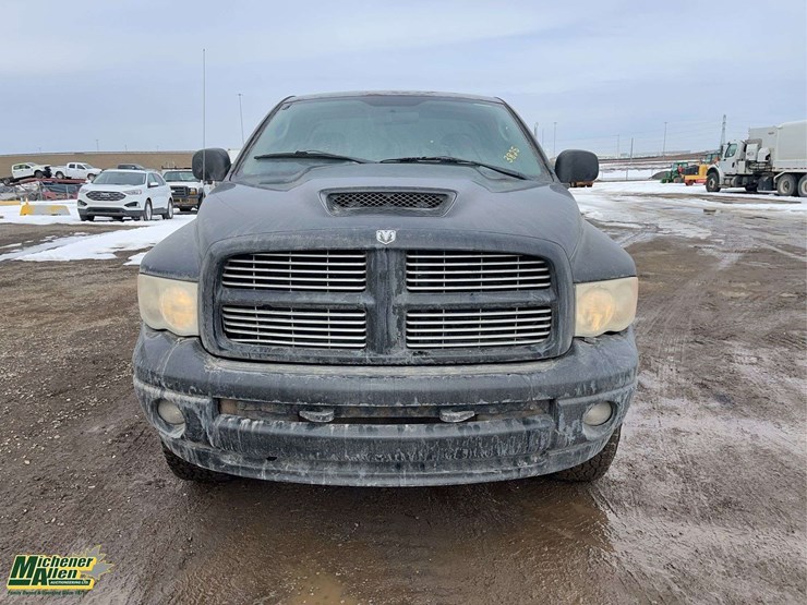 2004-dodge-ram-1500-image-8