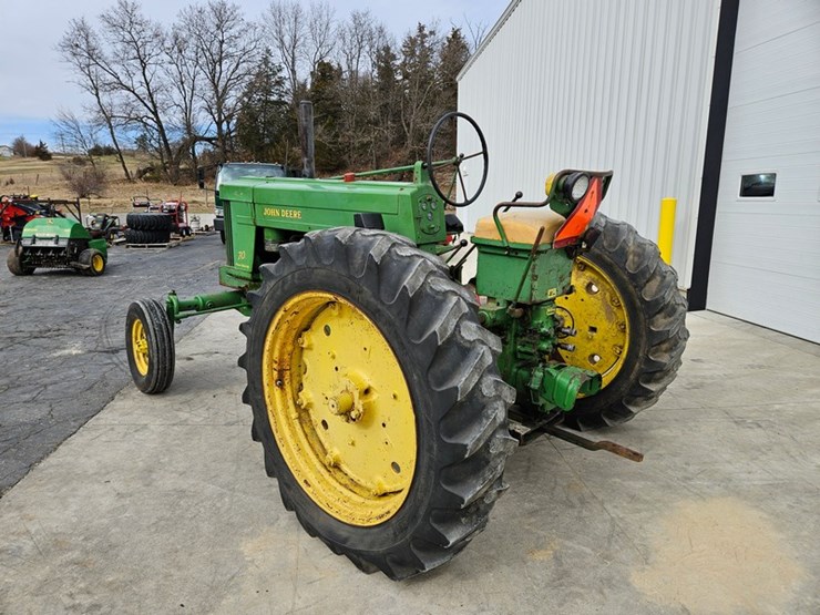 1953-john-deere-70-image-3