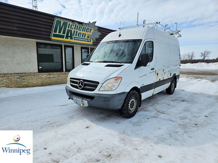 2011-mercedes-benz-sprinter-2500-image-1