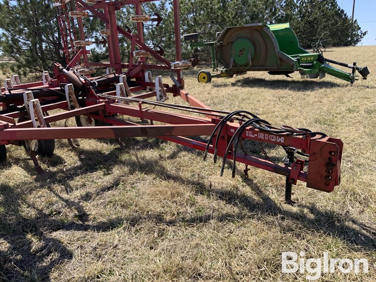 wil-rich-2500-image-13