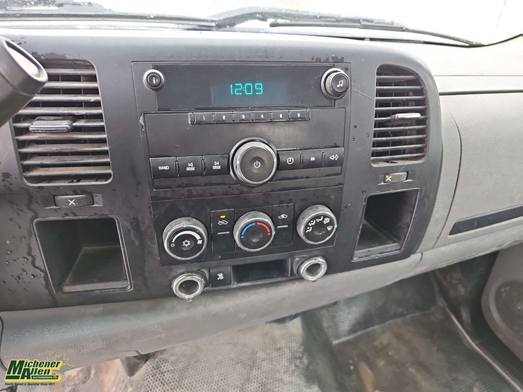 2010-gmc-sierra-1500-image-23