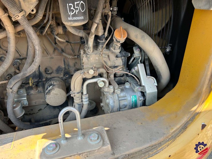 2021-deere-60g-image-70