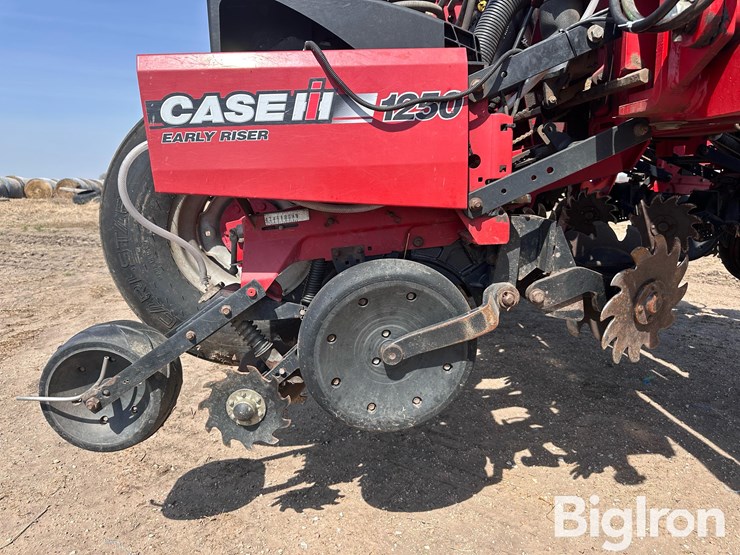 2012-case-ih-1250-image-17