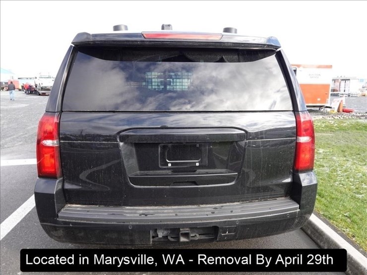 2017-chevrolet-tahoe-image-23