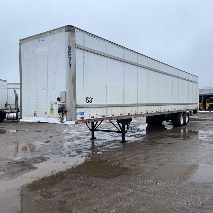 #270 • 2009 Stoughton Semi-Trailer (Denmark, WI)