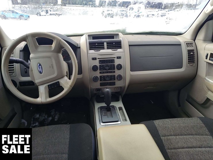 2012-ford-escape-image-14