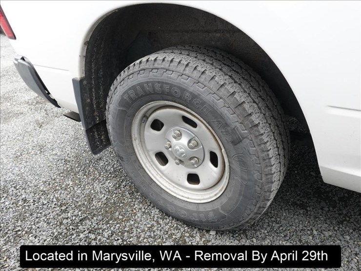 2014-dodge-1500-image-13