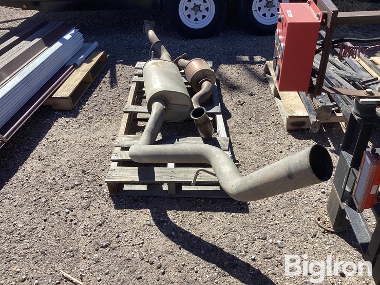 2005-gmc-2500-image-8