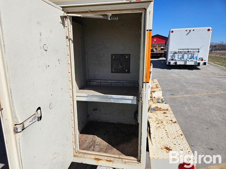 massey-ferguson-730-image-15