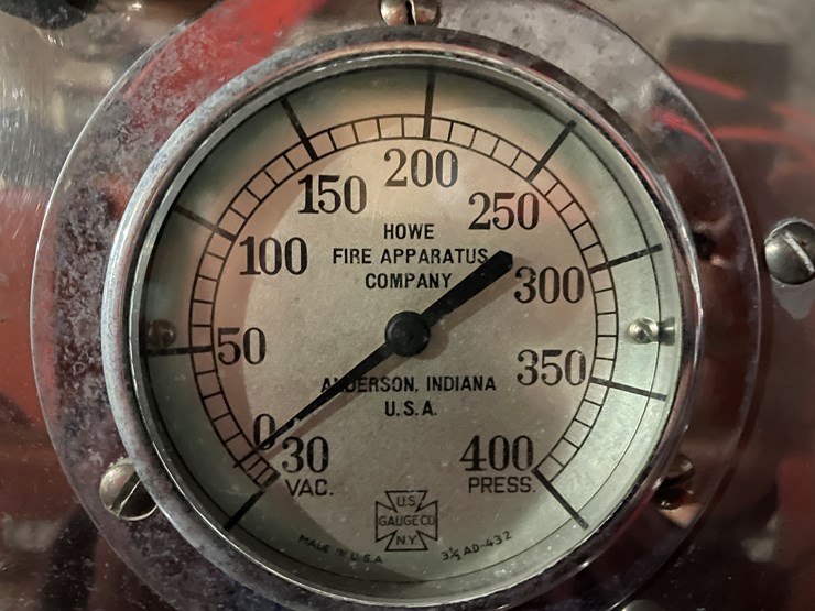 #210-•-1964-chevy-80-(howe)-fire-truck-(no-brakes)-(no-title)-(wakefield,-mi)-image-34