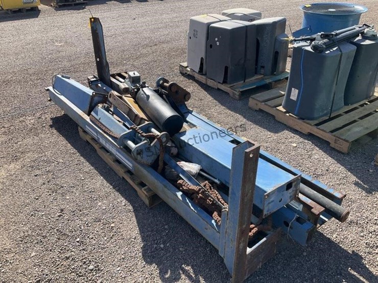 benwil-2-post-automotive-lift-image-2