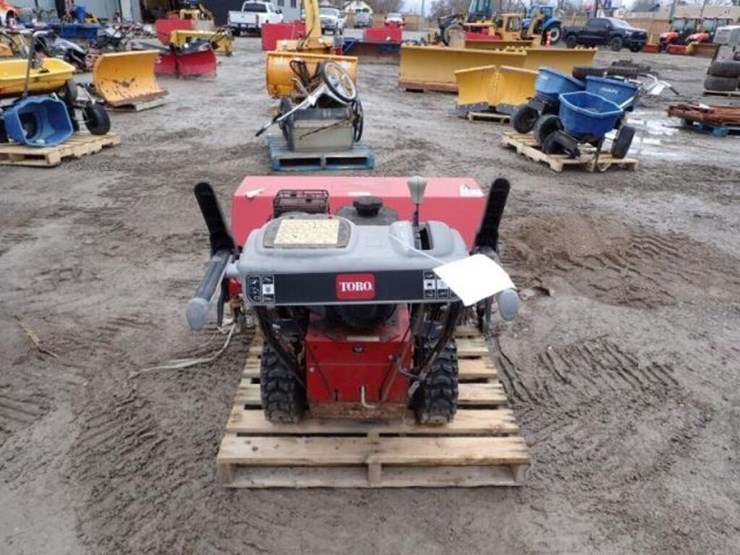 toro-power-broom-36-in.-walk-behind-rotary-broom-3-image-5