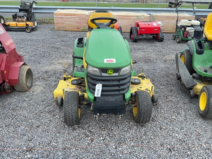 2013-john-deere-x320-image-2