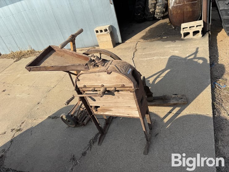 antique-farm-tools-image-6