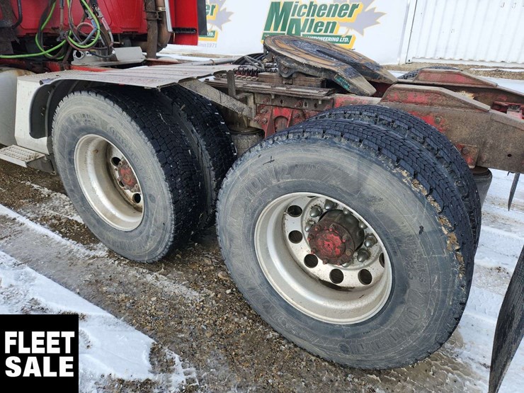 2014-international-prostar-image-13