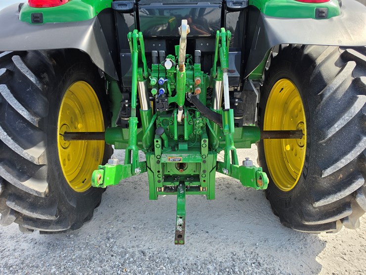 2023-john-deere-6130m-image-13