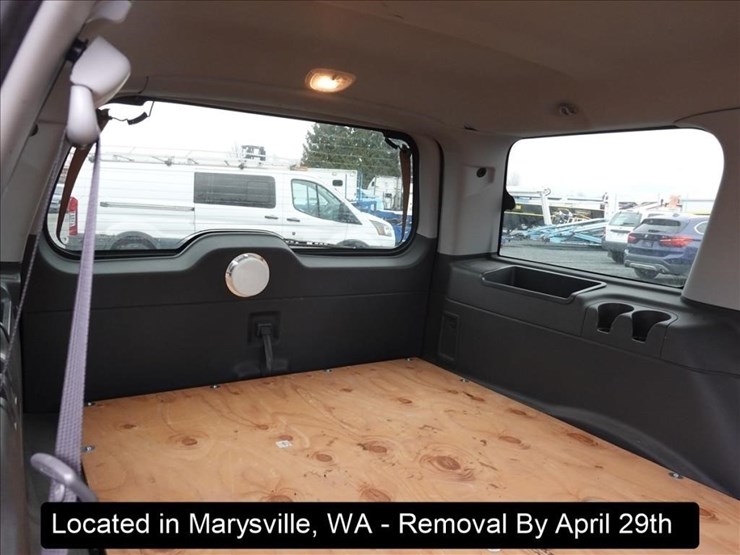 2005-ford-expedition-xlt-image-2