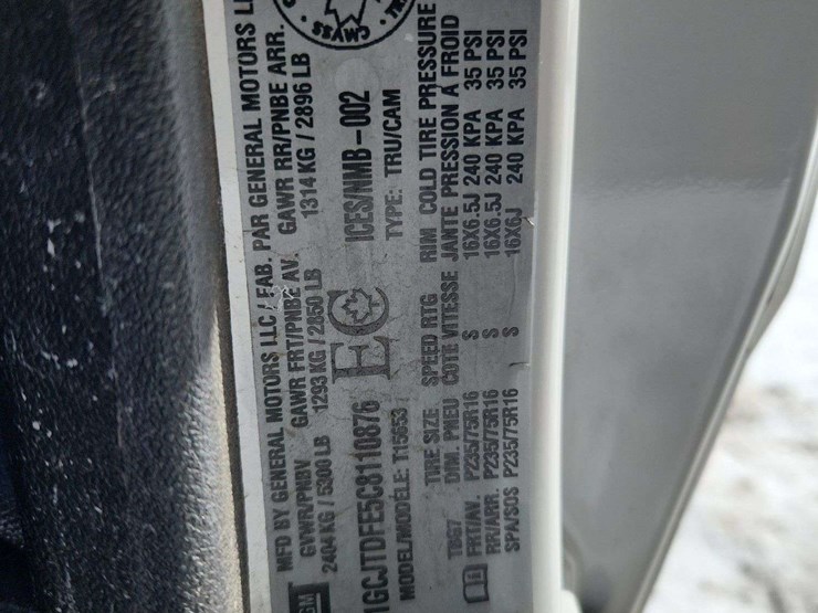 2012-chevrolet-colorado-image-38