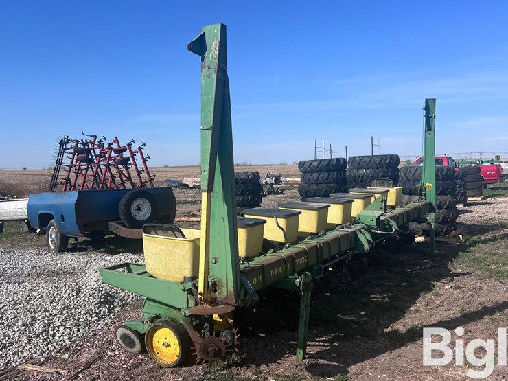 john-deere-7100-image-3