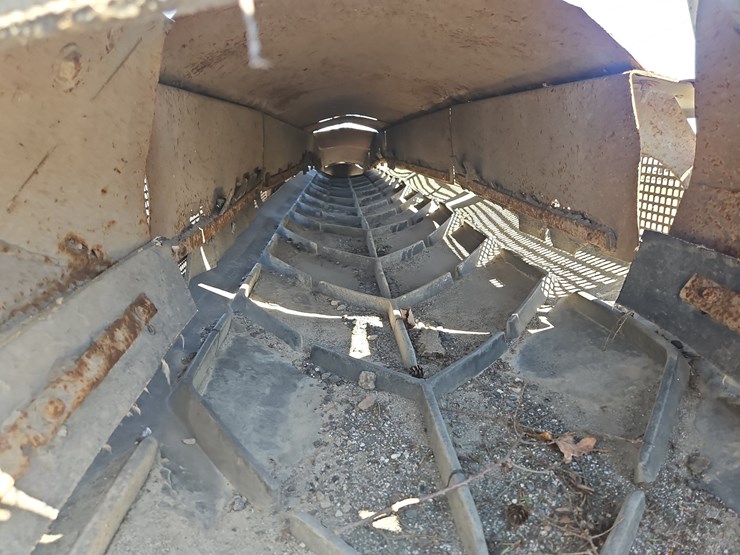 27'-covered-conveyor-image-8