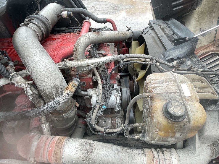 #234-•-2016-international-semi-tractor-(has-wi-title)-(denmark,-wi)-image-58