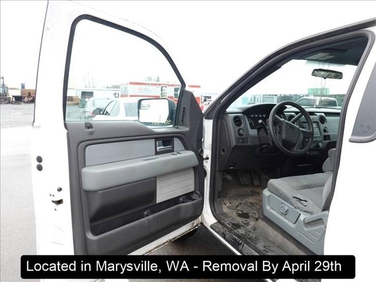 2014-ford-f150-xl-image-2