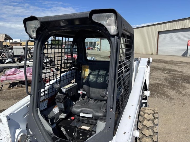 2020-bobcat-s550-image-19
