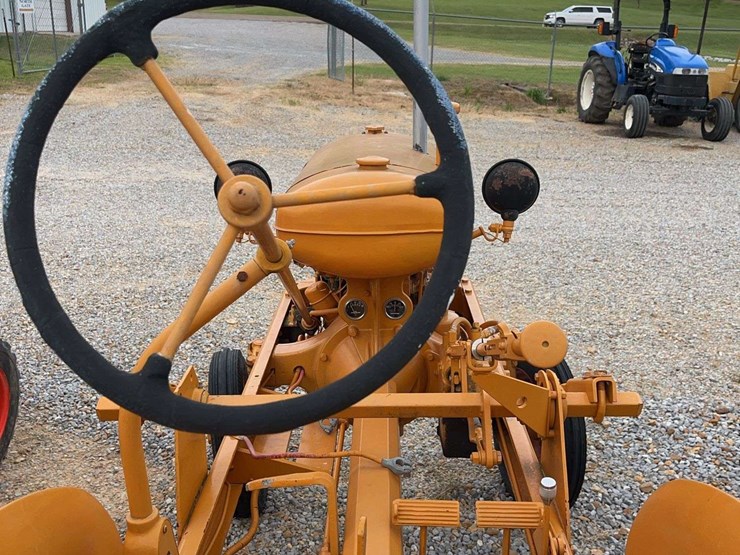 minneapolis-moline-v-image-8