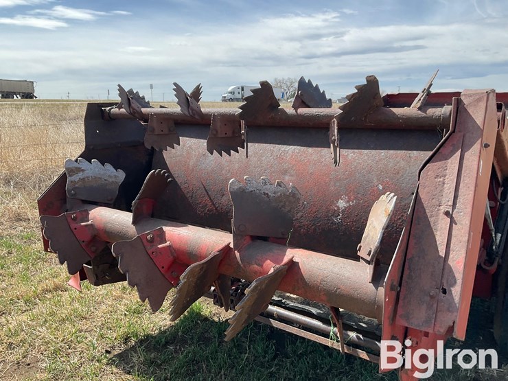 new-holland-195-image-19