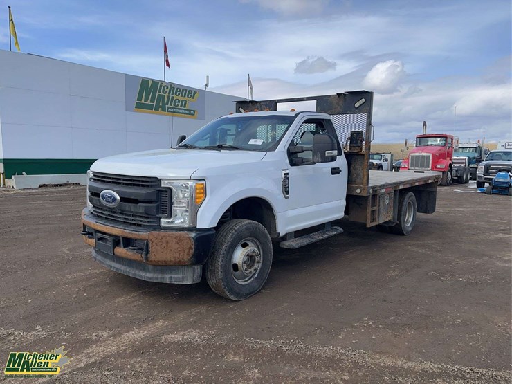 2017-ford-f350-image-1