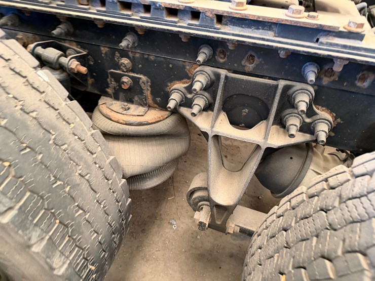 2014-international-prostar-image-18