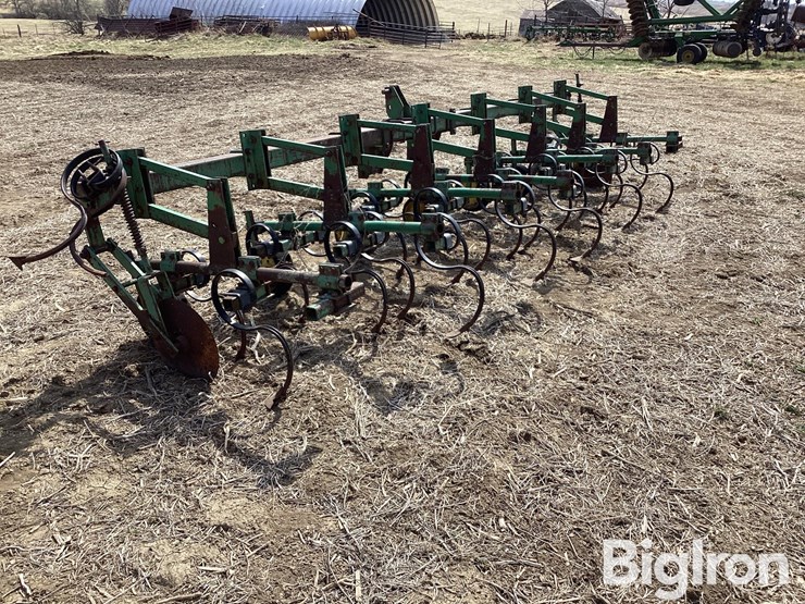 john-deere-6-image-7