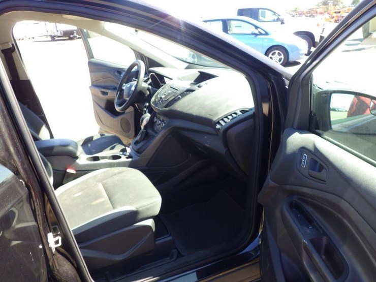 2015-ford-escape-image-6