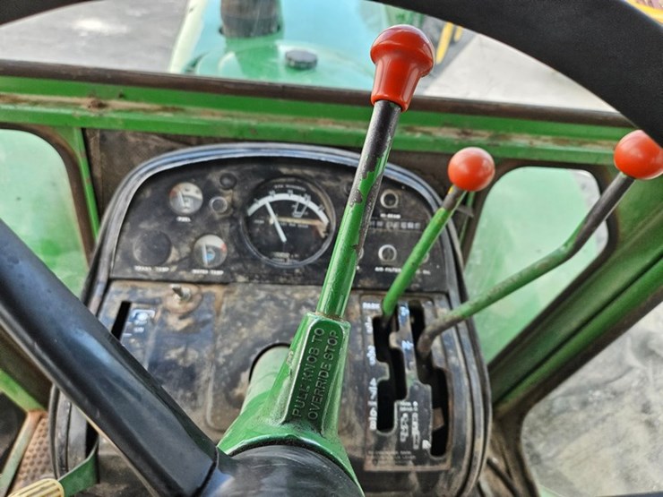 1974-john-deere-7520-image-41