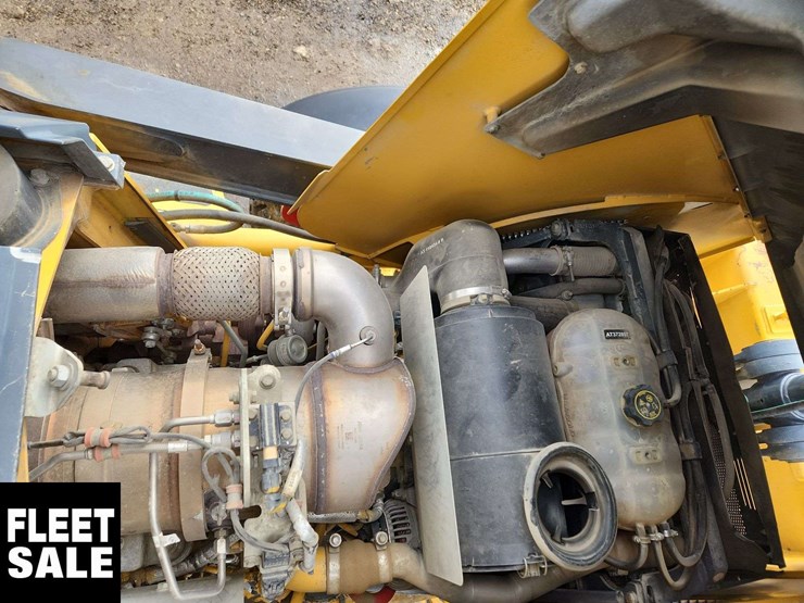 2014-deere-410k-image-27