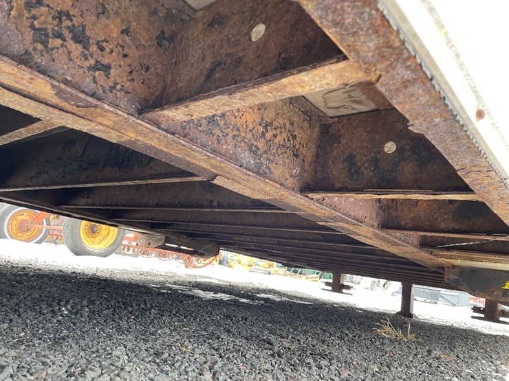 #280-•-2015-united-uxgn-8.536tr80-(3)-axle-enclosed-trailer-(has-wi.-title)-(mason,-wi)-image-32