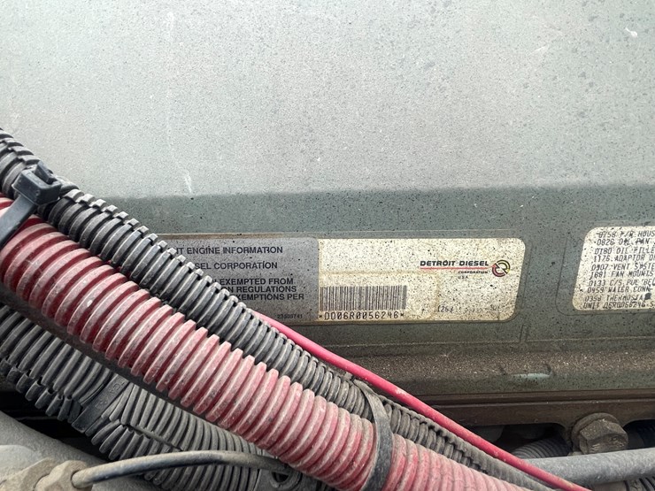 #216-•-1992-freightliner-water-truck-(has-mn-title)-(mora,-mn)-image-22