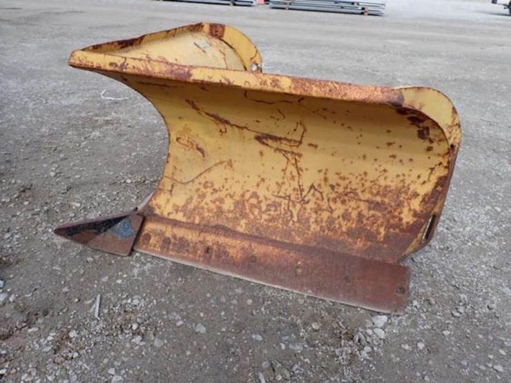 4-ft-v-plow-045366-image-13