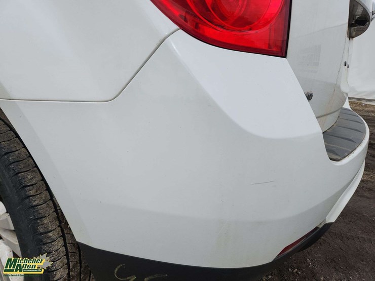 2011-chevrolet-equinox-image-35