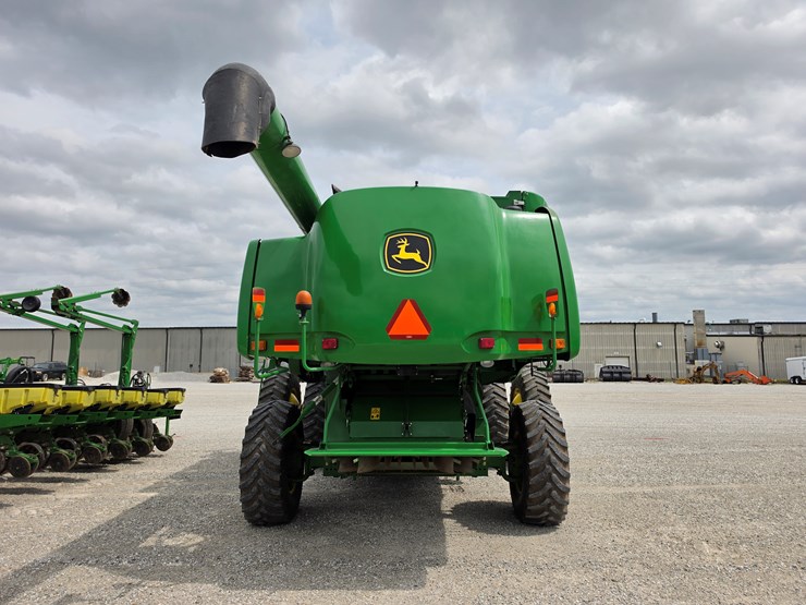 2010-john-deere-2010-image-17
