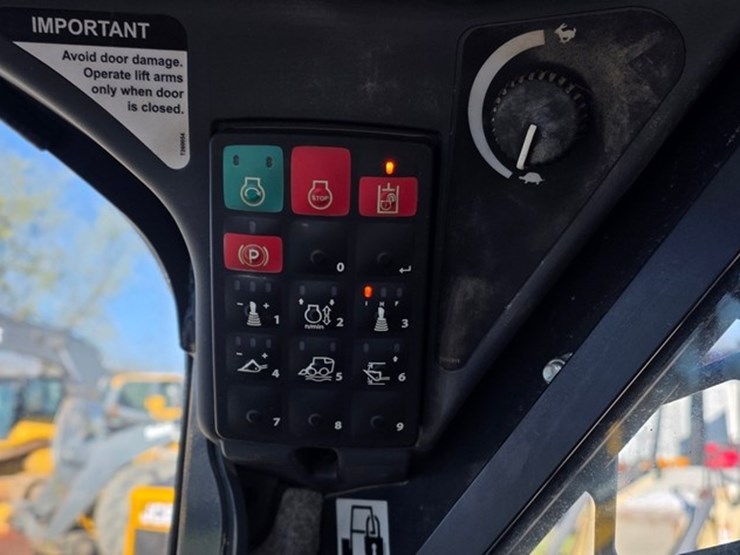 2023-deere-331g-image-56