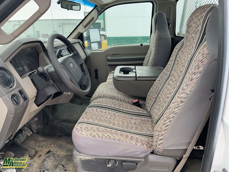 2009-ford-f250-image-14