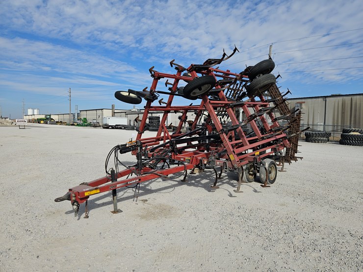 case-ih-200-image-1