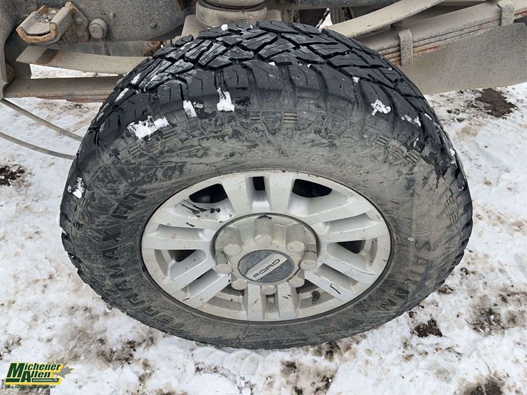 2017-ford-f350-image-10