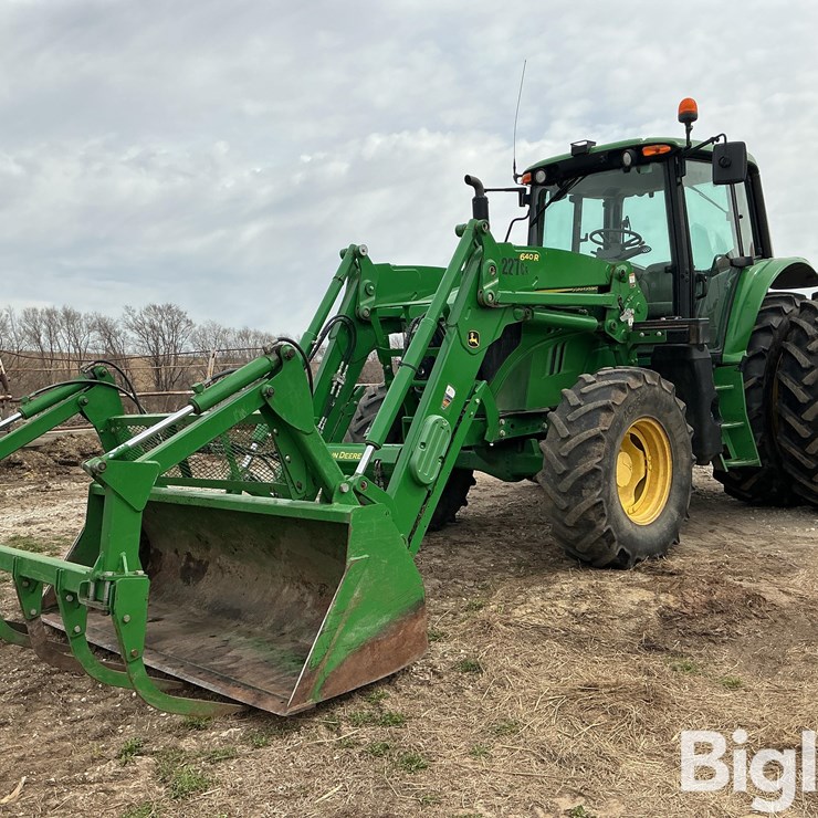 2016 JOHN DEERE 6130M
