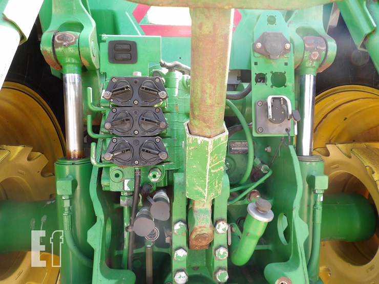john-deere-8120-image-13