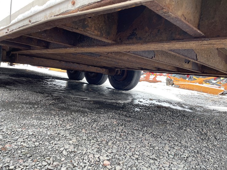 #280-•-2015-united-uxgn-8.536tr80-(3)-axle-enclosed-trailer-(has-wi.-title)-(mason,-wi)-image-37