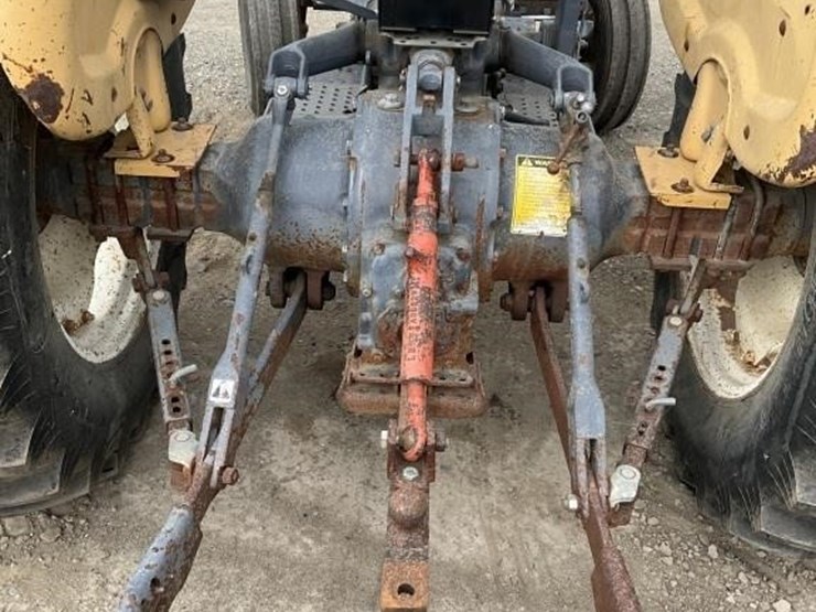 new-holland-4630-image-13